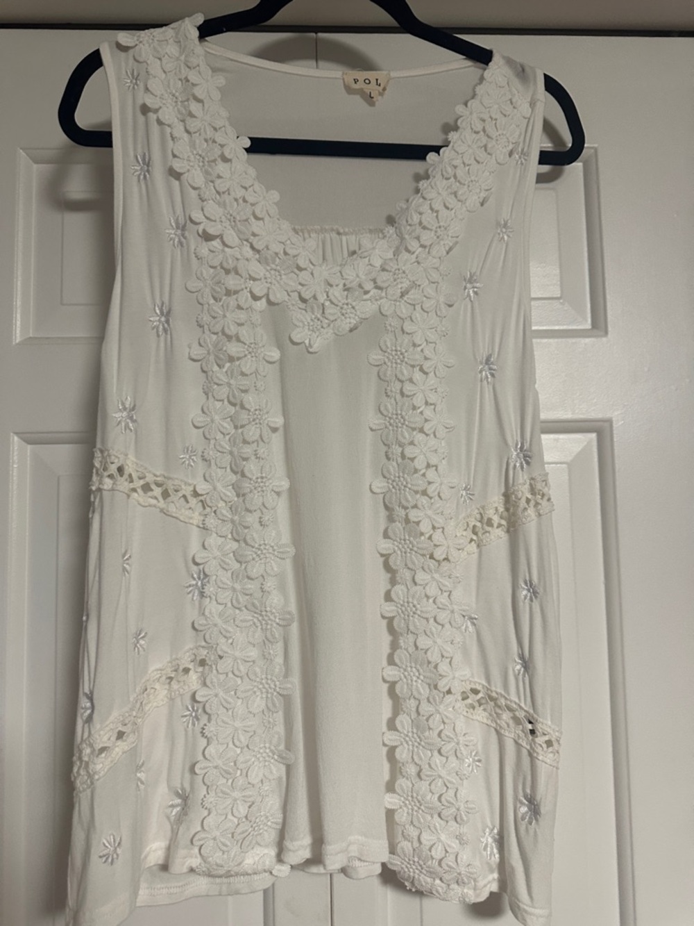 POL White Floral Crochet-Trim Sleeveless Top